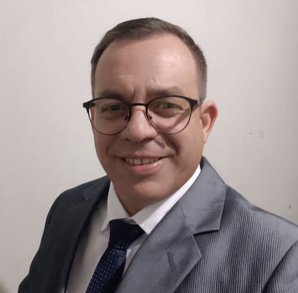 DR. ALEXANDRE DE BRITO PINTO