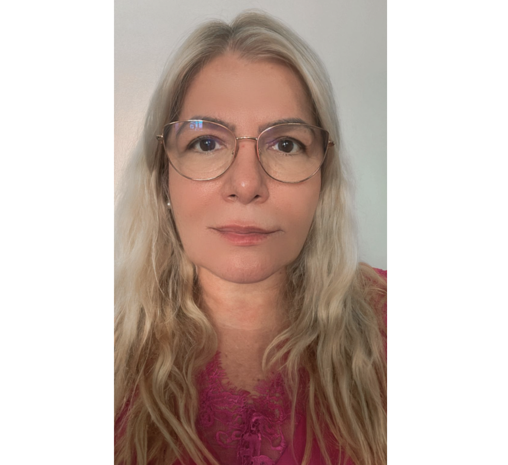 NINA LEE MAGALHÃES DE SÁ